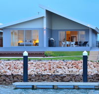 The Carnarvon Luxury Canal Home - Tourism Hervey Bay