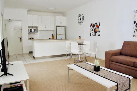 The Coast Motel - Hervey Bay Accommodation 1
