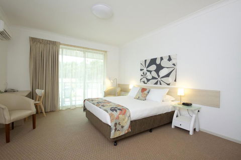 The Coast Motel - Hervey Bay Accommodation 3