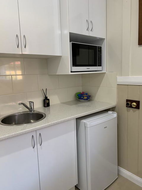 The Convent Boutique Accommodation & Cafe - Tourism Hervey Bay 1