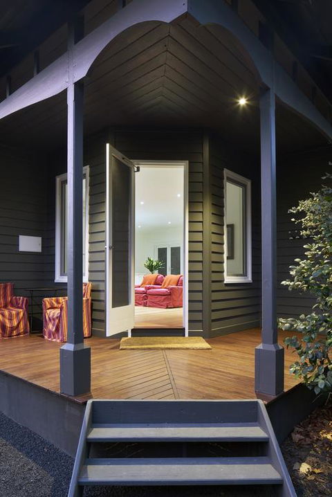 The Cottage At Bolobek - Tourism Hervey Bay 3
