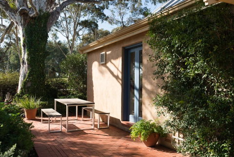 The Cottage At Riverside Farm - Hervey Bay Accommodation 3