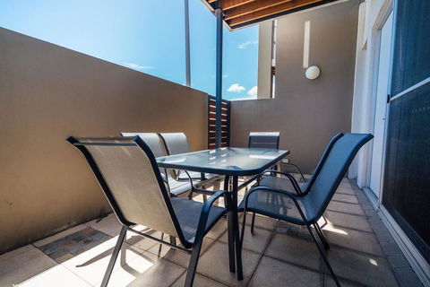 The Cove @ New Port-Pool - Spa - Sauna - Gym & More - Tourism Hervey Bay 3