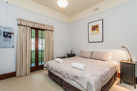 The Curtin Family Home - Tourism Hervey Bay 2