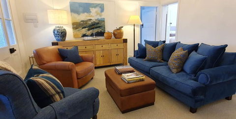 The Dewhurst - Sophisticated Entire CBD Apartment - Hervey Bay Accommodation 0