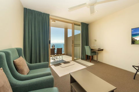 The Dorsal Boutique Hotel - Hervey Bay Accommodation 2