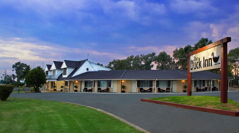 The Duck Inn Apartments - Hervey Bay Accommodation 0