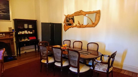 The Empire Hotel - Hervey Bay Accommodation 0