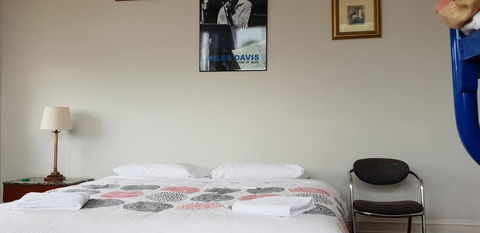 The Eastern Hotel - Hervey Bay Accommodation 1