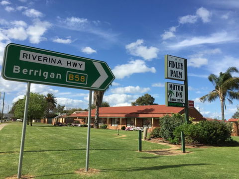 The Finley Palm Motor Inn - Hervey Bay Accommodation 0