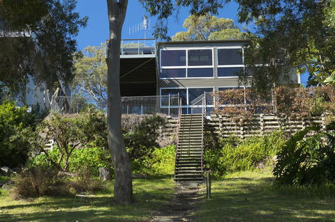 The Folly - Hervey Bay Accommodation 0
