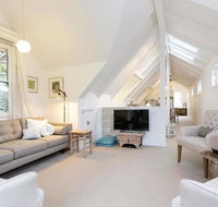The Gatehouse - Light filled cottage in the leafy suburb of Hawthorn - Tourism Hervey Bay