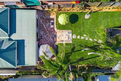 The Harrow - Hervey Bay Accommodation 1