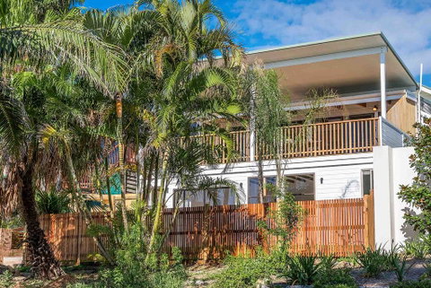 The Harrow - Hervey Bay Accommodation 2