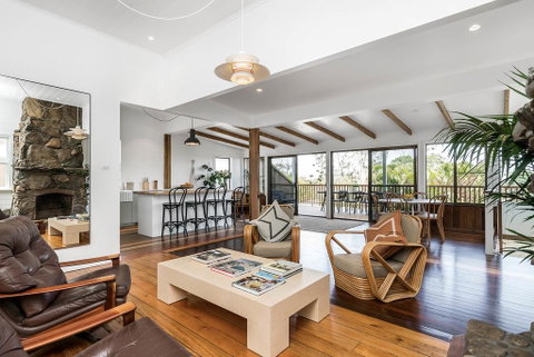 The Harrow - Hervey Bay Accommodation 0