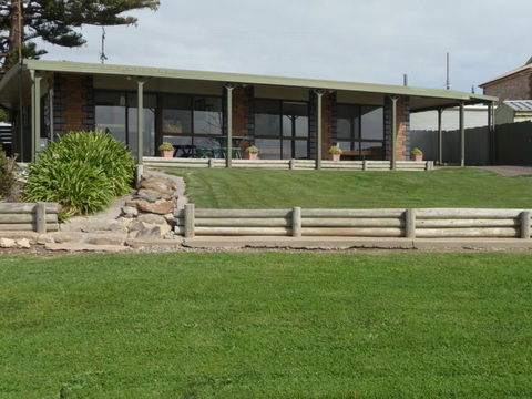 The Hideaway - Hervey Bay Accommodation 2