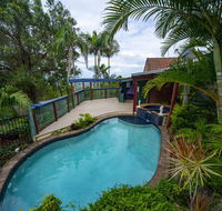 The Hillside Cottage - Hervey Bay Accommodation
