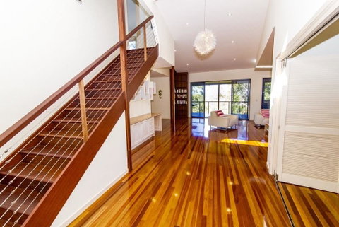 The Holiday House - Hervey Bay Accommodation 0