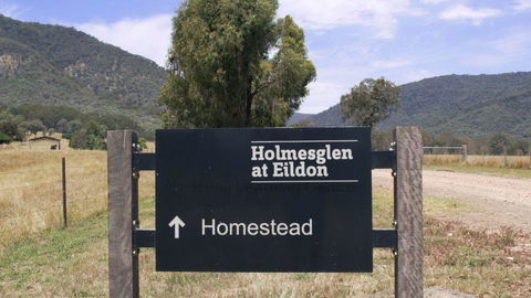 The Homestead At Holmeslgen At Eildon - Tourism Hervey Bay 3