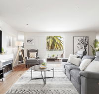 The Jetty Apartment by Ready Set Host - Tourism Hervey Bay