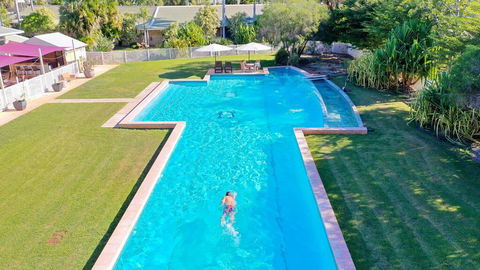 The Kimberley Grande Hotel - Tourism Hervey Bay 1