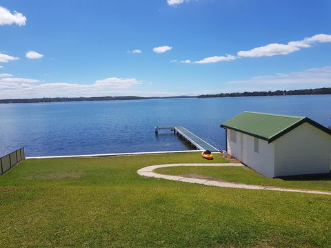 The Lake Escape - Tourism Hervey Bay 0