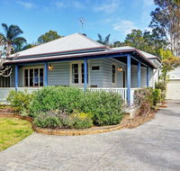 The Lakes Cottage - Hervey Bay Accommodation