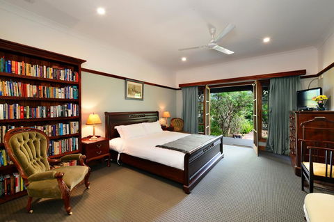 The Laurels B&B - Tourism Hervey Bay 0