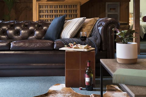 The Lodge Daylesford - Tourism Hervey Bay 0