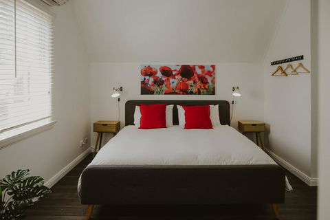 The Loft @ Denver - Tourism Hervey Bay 1