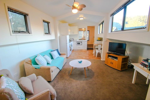 The Loft At Smoko Rise - Hervey Bay Accommodation 0