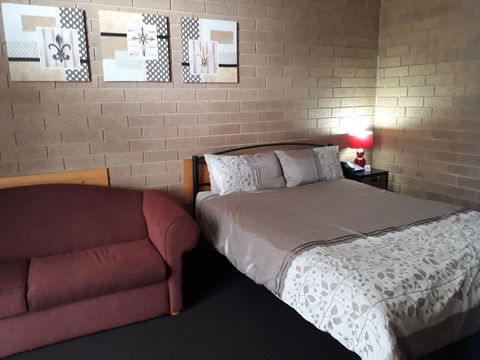 The Moe Motor Inn - Hervey Bay Accommodation 2