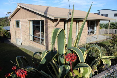 The Nook Bay Of Fires - Hervey Bay Accommodation 0