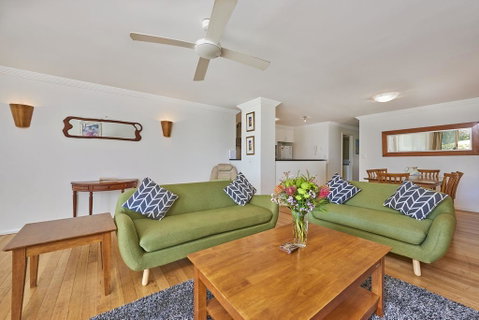 The Palms 2 @ Clarkes Beach - Hervey Bay Accommodation 1