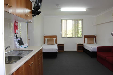 The Pioneer Way Motel - Tourism Hervey Bay 3