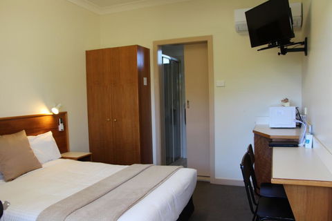 The Pioneer Way Motel - Tourism Hervey Bay 1