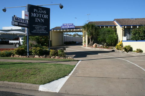 The Plains Motor Inn - Hervey Bay Accommodation 0