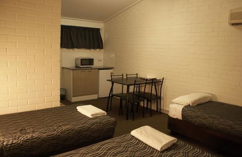 The Plains Motor Inn - Hervey Bay Accommodation 3
