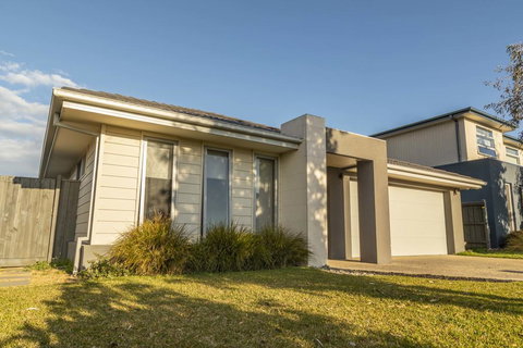 The Quay - Hervey Bay Accommodation 0