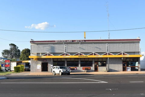 The Queensland Hotel - Hervey Bay Accommodation 0