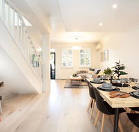 THE RENWICK - Hosted by L'Abode Accommodation - Hervey Bay Accommodation