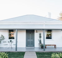 The Repose - Boutique Cottage - Hervey Bay Accommodation