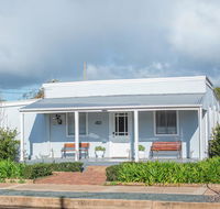 The Rested Guest 3 Bedroom Cottage West Wyalong - Tourism Hervey Bay