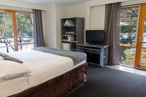 The River Inn Thredbo - Hervey Bay Accommodation 2