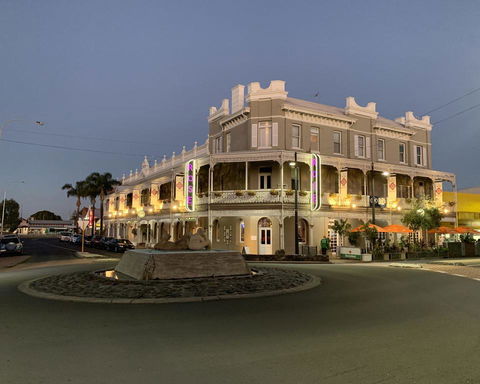 The Rose Hotel & Motel - Tourism Hervey Bay 1