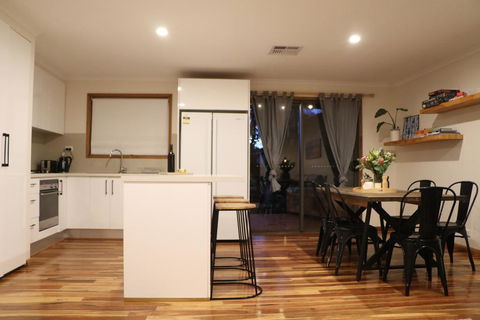 The Salty Gum - Maslin Beach - Hervey Bay Accommodation 3