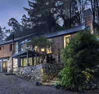 The Stone on the Hill - 3 bedroom house - Tourism Hervey Bay