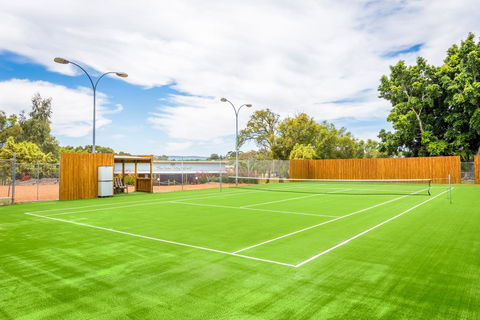 The Swan Valley Retreat - Tourism Hervey Bay 1