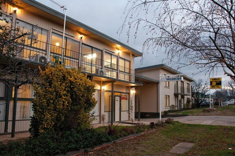 The Swiss Motel - Tourism Hervey Bay 0