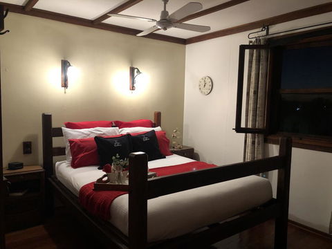 The Table Guest House - Tourism Hervey Bay 2